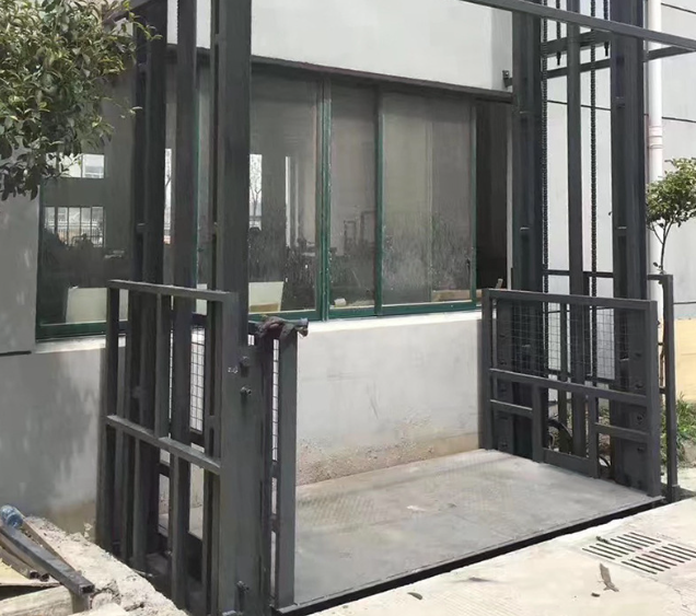 南城导轨式施工升降机助力民生工程提速增效